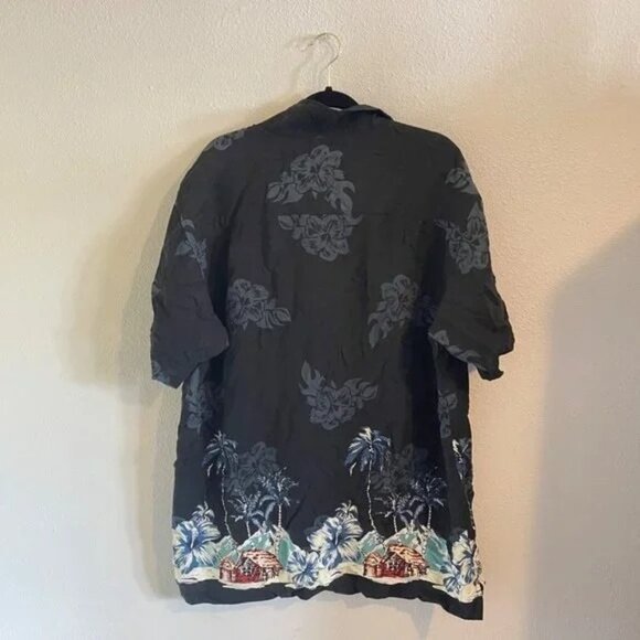 Cherokee Black Hawaiian Men Shirt Tropical Beach Vacay Button Down‎ - Picture 3 of 3